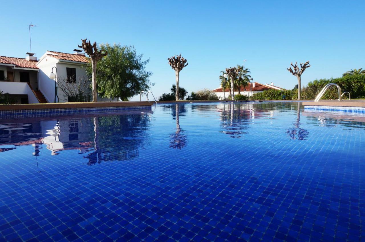 Апартаменты Cala Balmins Sea View Сиджес Экстерьер фото