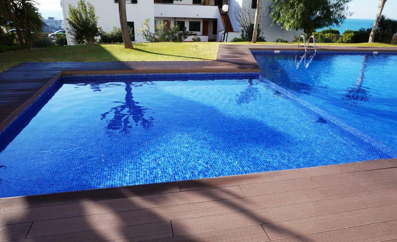 Апартаменты Cala Balmins Sea View Сиджес Экстерьер фото